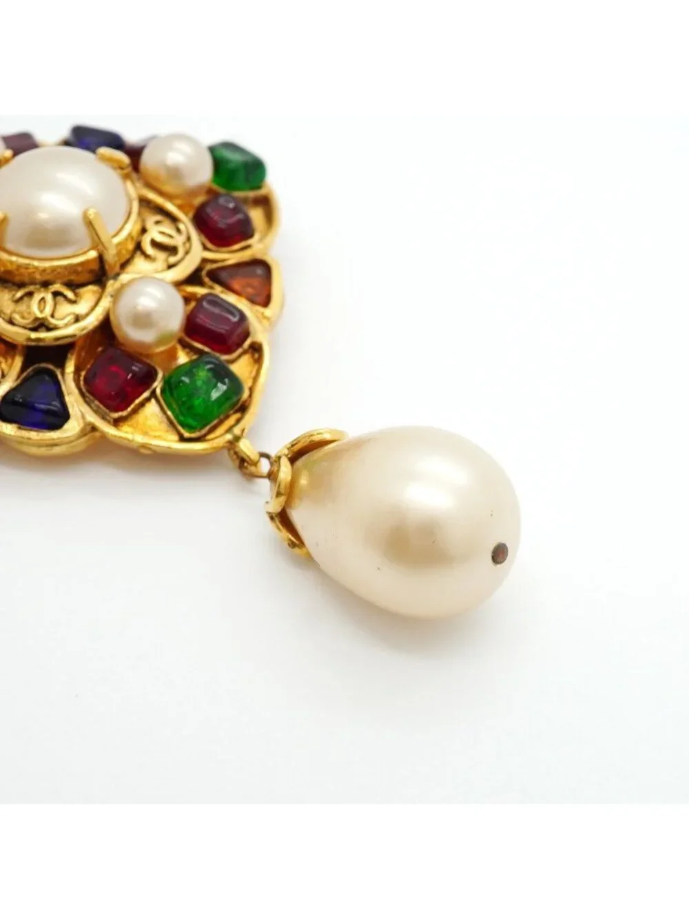 Chanel Brooch Vintage CC Logo Gold Plated Faux Pearl Gripoix Multicolor